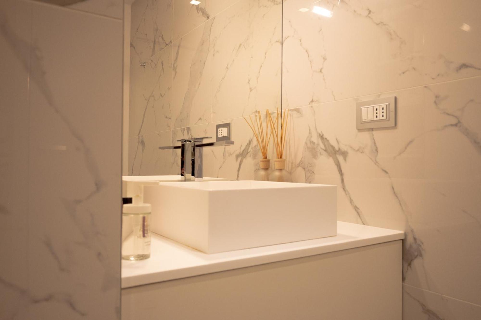 Milanese Lodge/luxury House In The Heart Of Milan