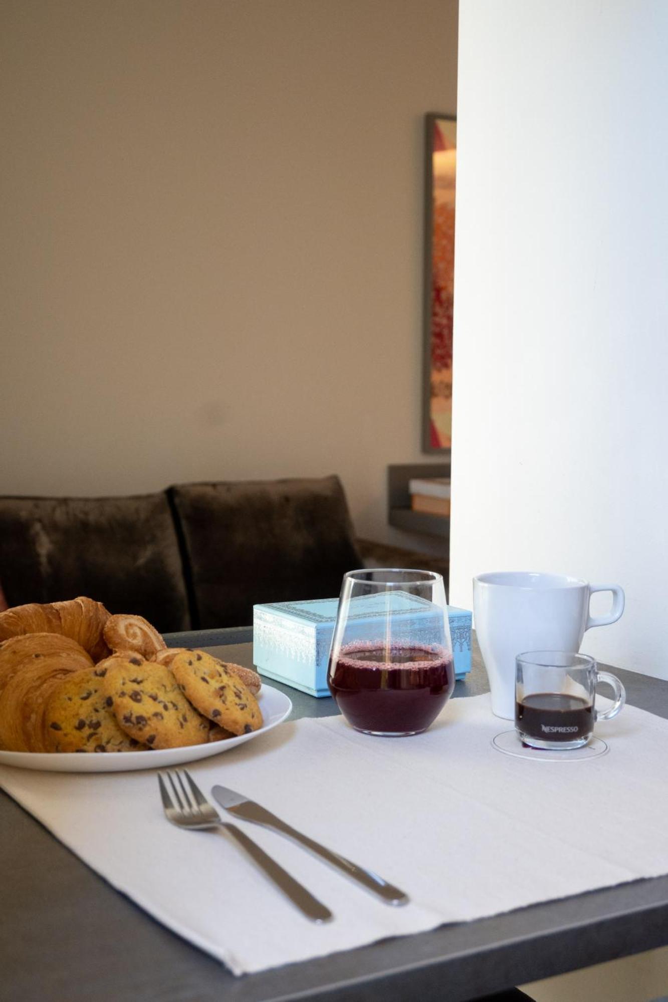 Appartement Milanese Lodge/luxury House In The Heart Of
